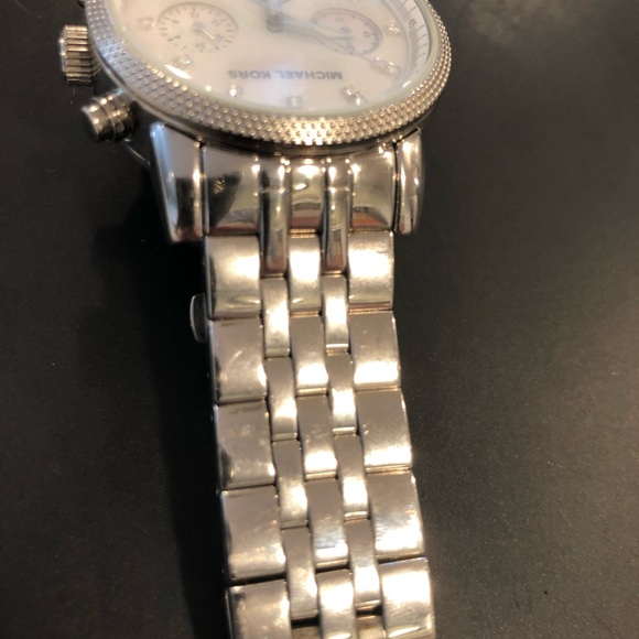 Michael Kors Women’s Watch, Style: 5020 - Picture 8 of 12